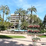 Primera Línea Playa El Palmeral Apartamento *